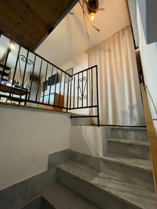 Luxury Loft - Per Gli Amanti Dei Dettagli Apartman Nápoly Kültér fotó
